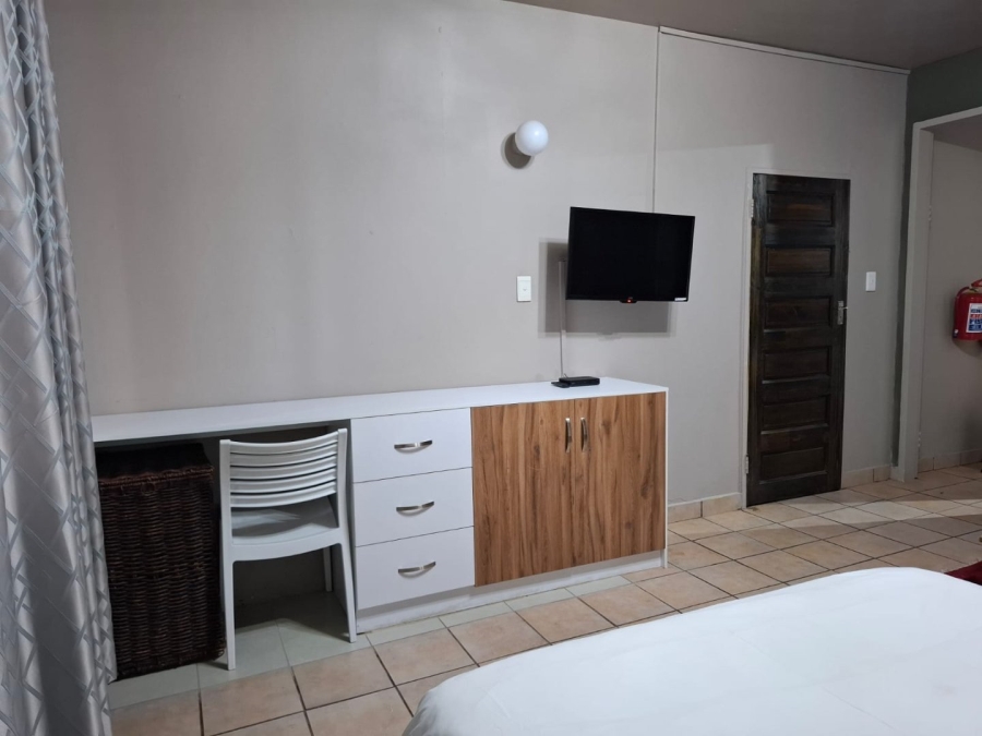 1 Bedroom Property for Sale in Bloemfontein Free State